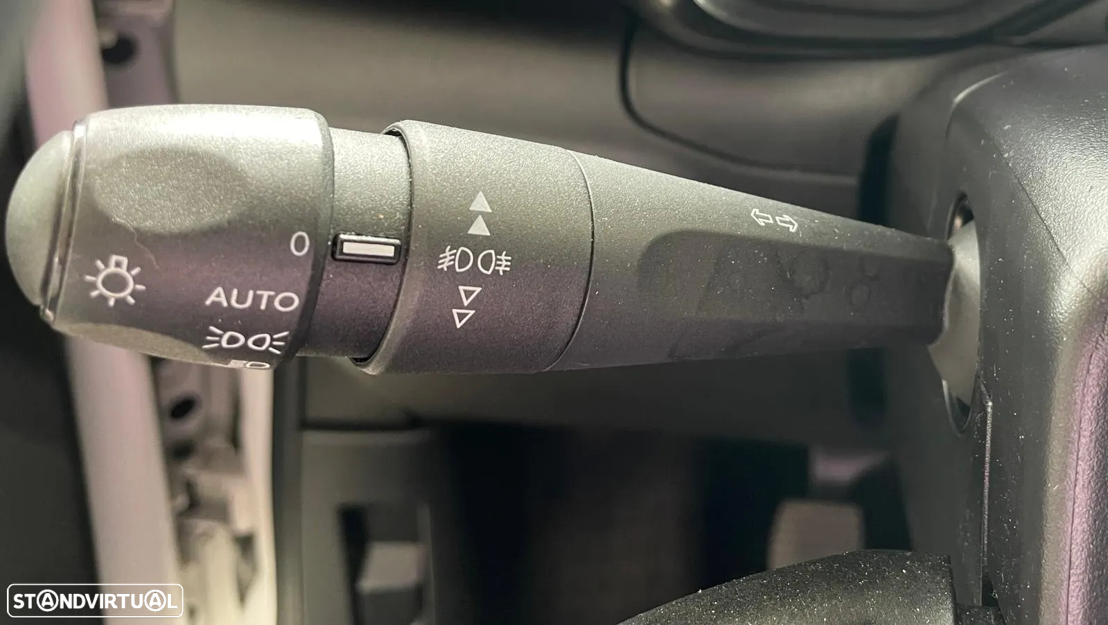 Citroën C3 1.2 PureTech C-Series - 15