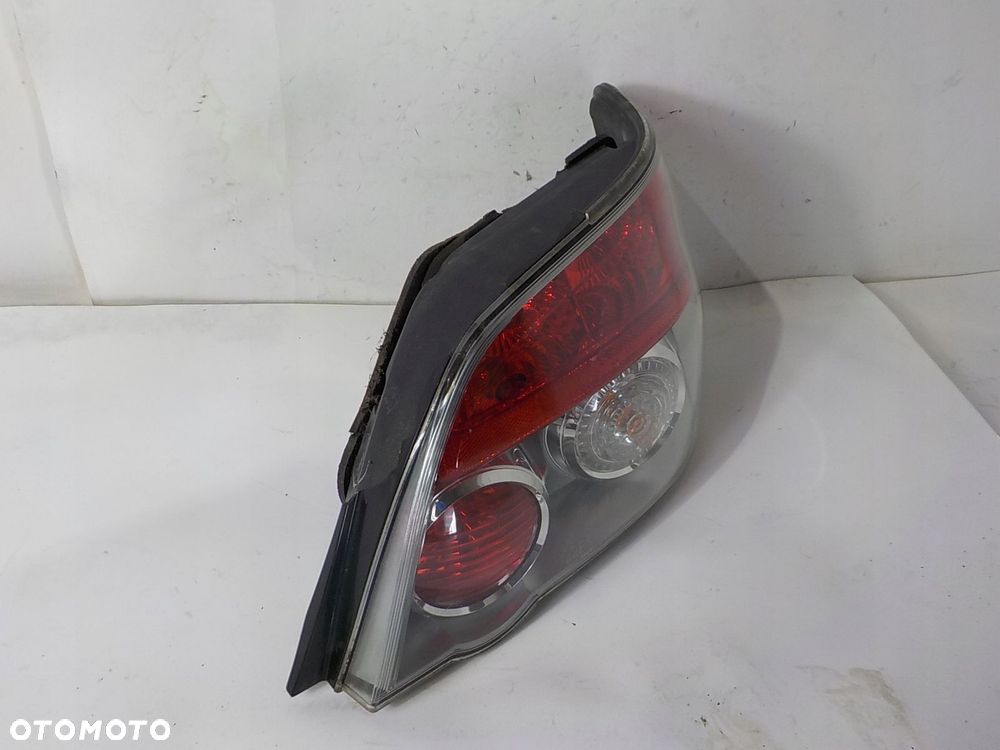 SUBARU IMPREZA II GD SEDAN LAMPA PRAWA TYŁ TYLNA UK - 3