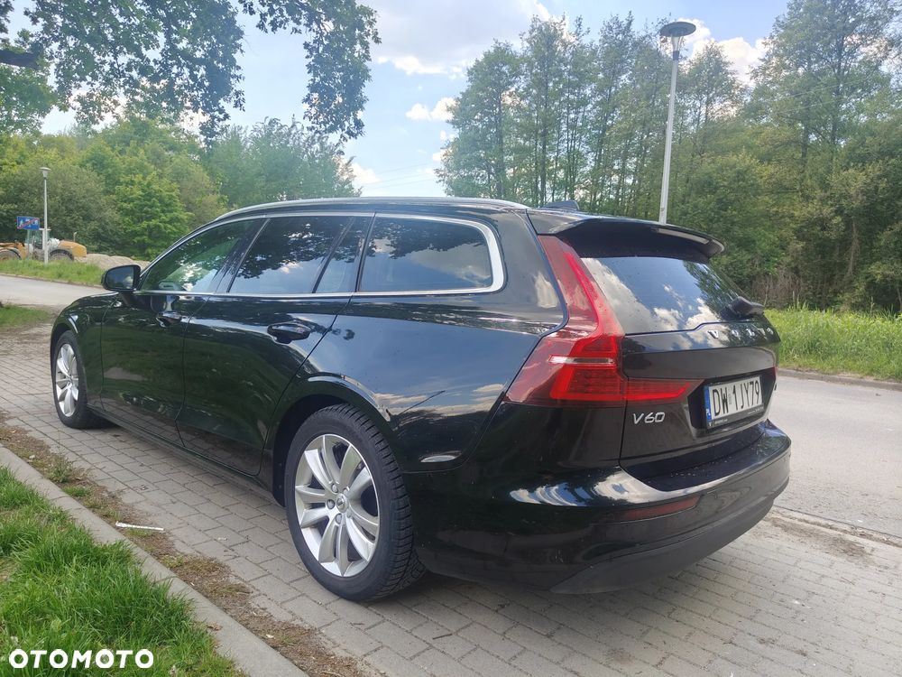 Volvo V60 D3 Momentum Pro - 3