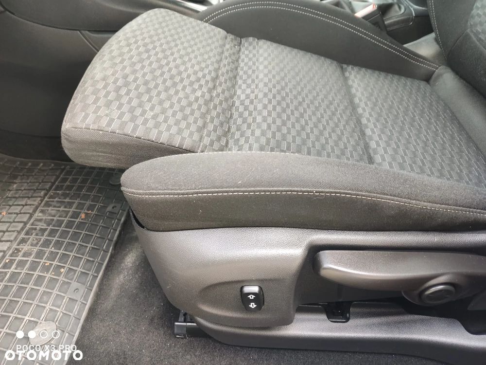 Opel Astra 1.6 CDTI Enjoy S&S - 10