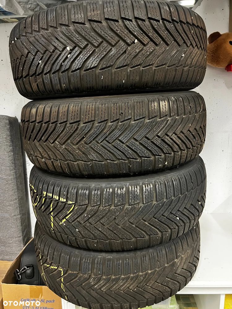 Volkswagen Passat - 18