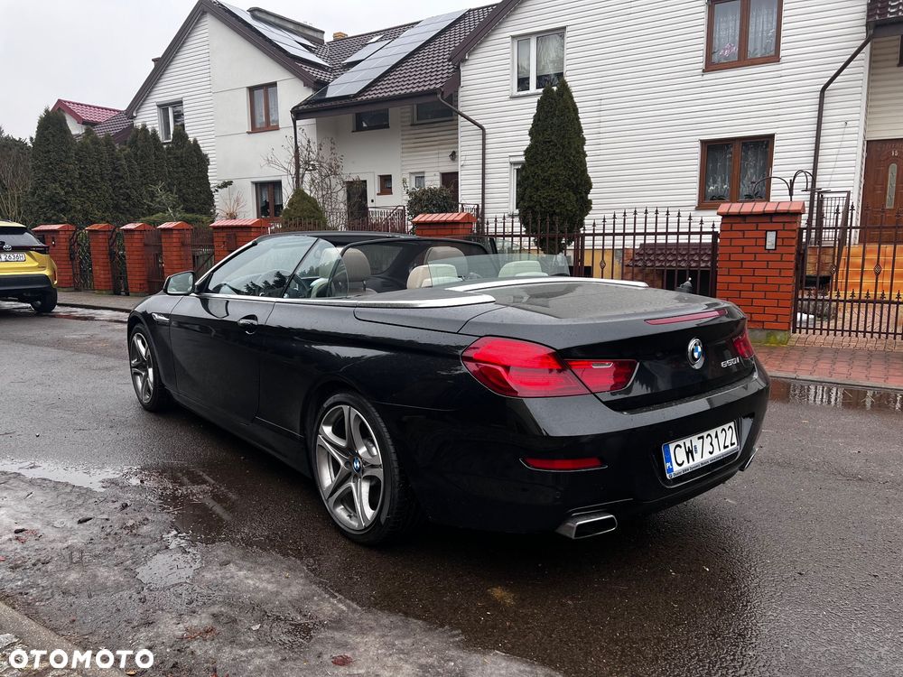 BMW Seria 6 650i - 7