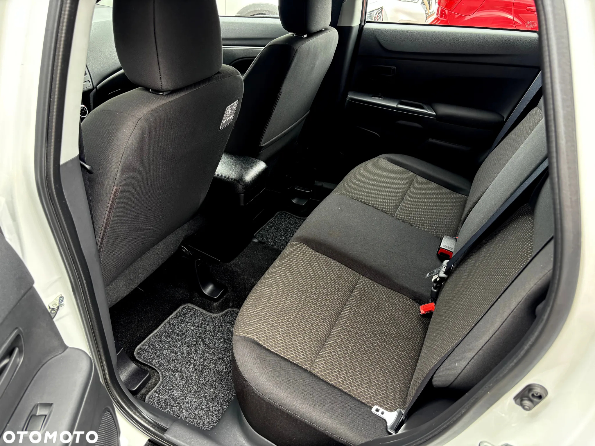 Mitsubishi ASX 1.6 ClearTec 2WD Basis - 16