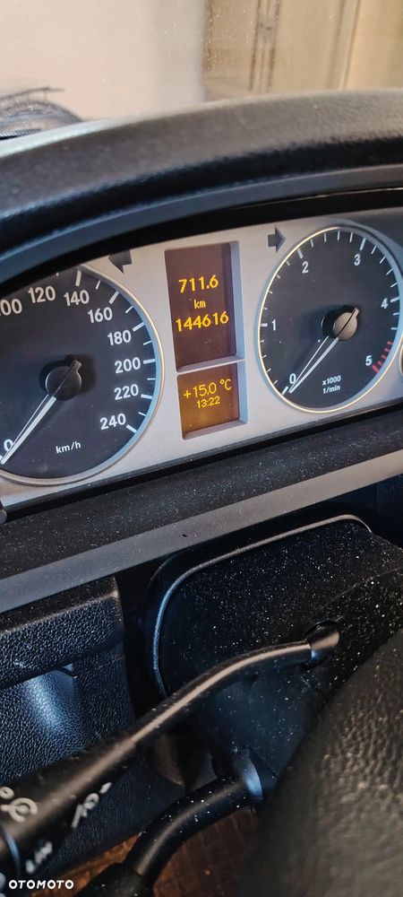Mercedes-Benz Klasa B 180 CDI Autotronic - 9