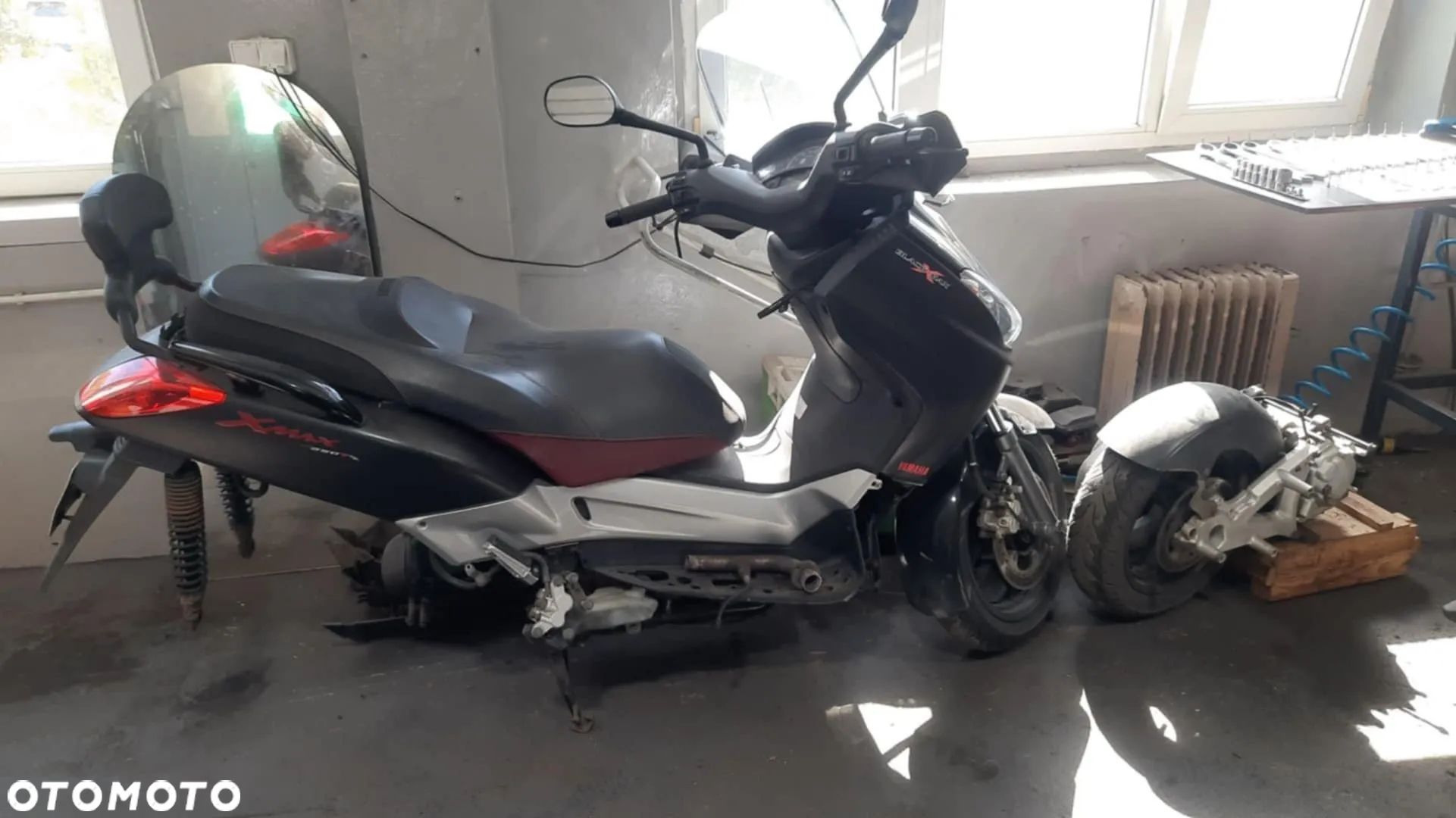 Yamaha X-max - 1