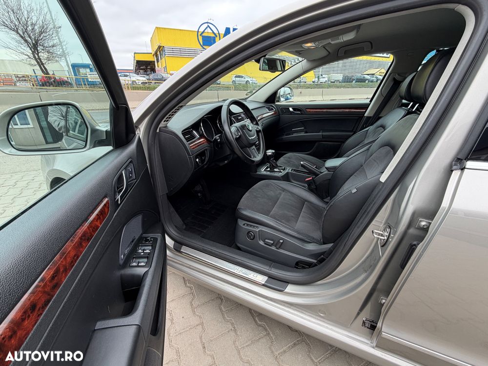 Skoda Superb 2.0 TDI Elegance DSG - 4
