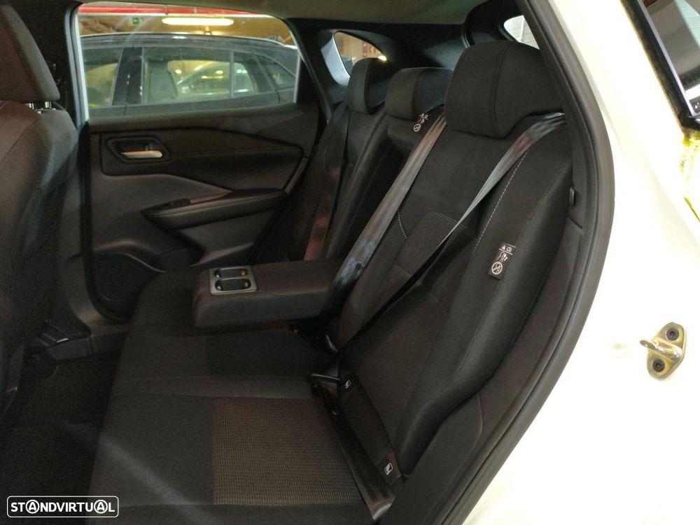 Nissan Qashqai 1.3 DIG-T Acenta - 8