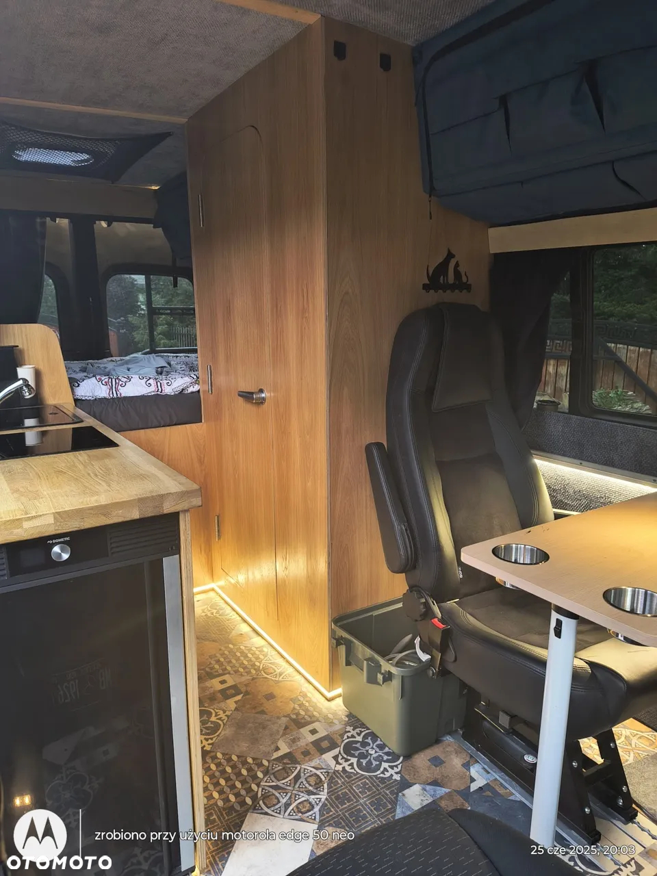Mercedes-Benz Sprinter - 28