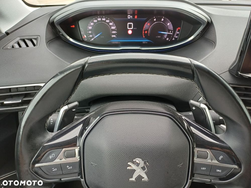 Peugeot 3008 1.5 BlueHDi Allure Pack S&S EAT8 - 28