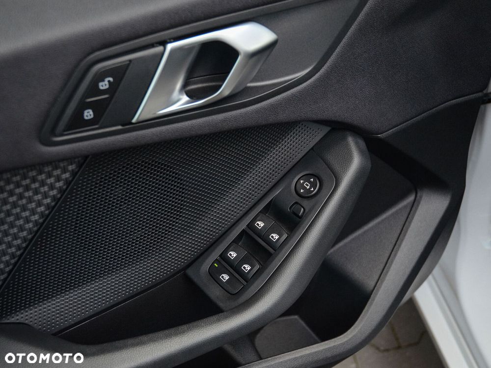 BMW Seria 1 - 18
