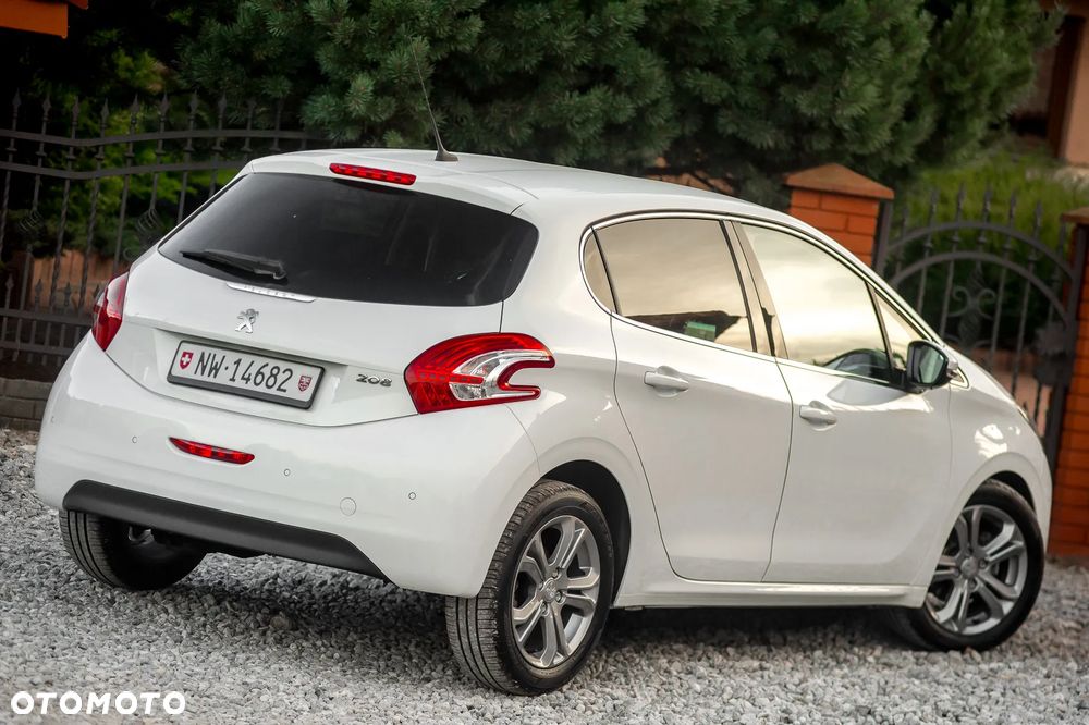 Peugeot 208 1.6 VTi Allure - 13