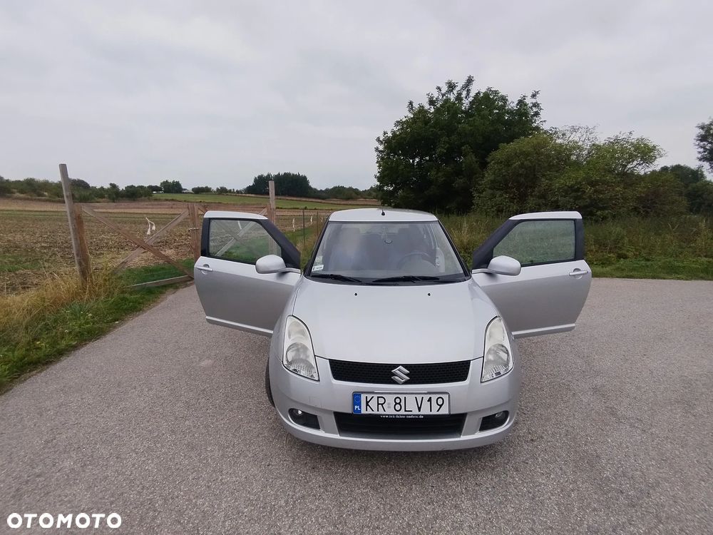 Suzuki Swift 1.3 Comfort - 1