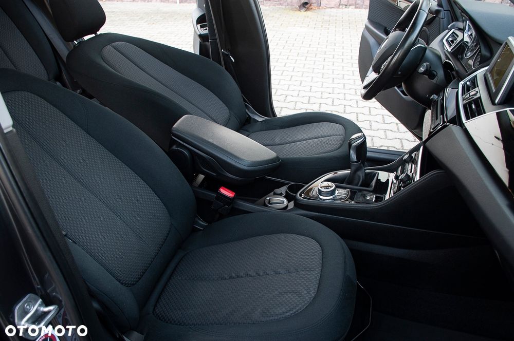 BMW Seria 2 - 36