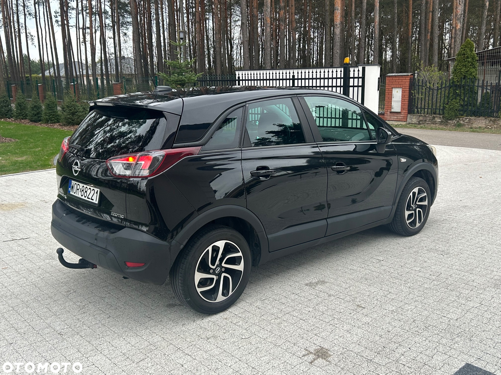 Opel Crossland X - 10