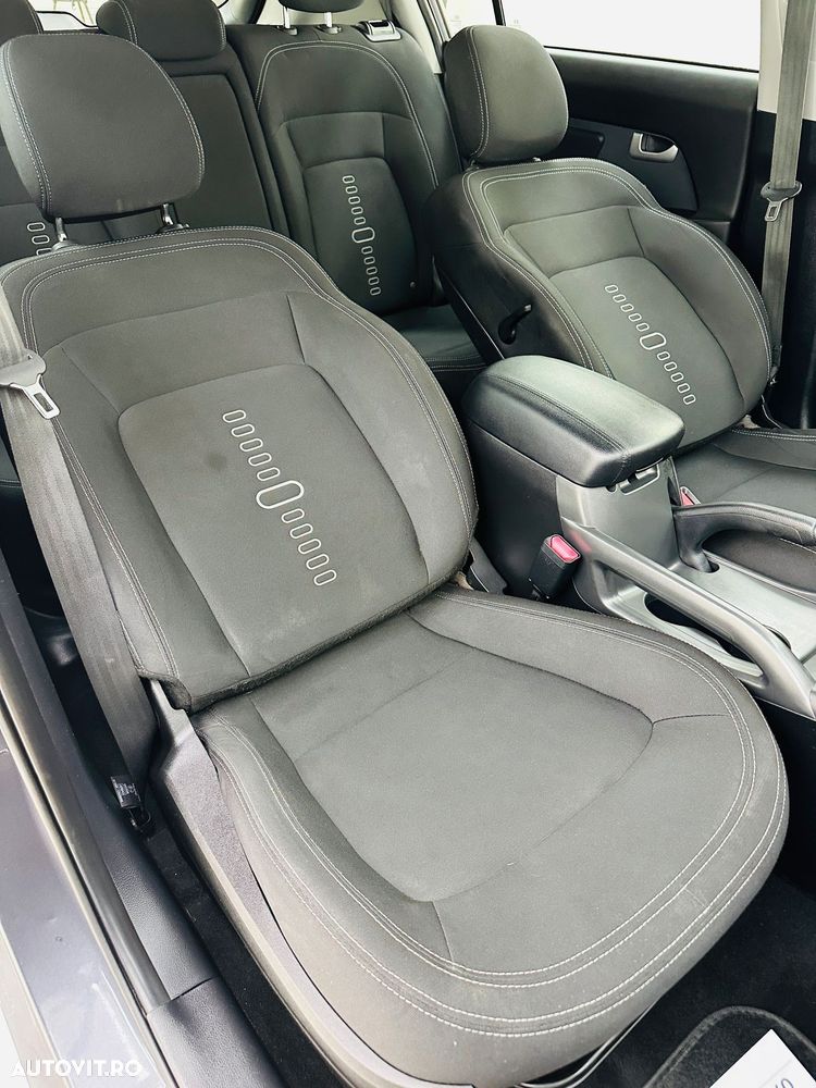 Kia Sportage 2.0 CRDI 4WD Dream-Team Edition - 13