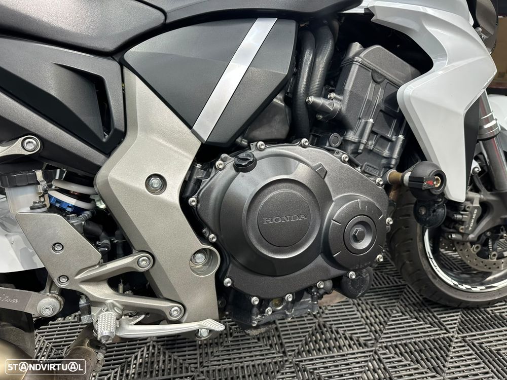 Honda CB 1000R - 4