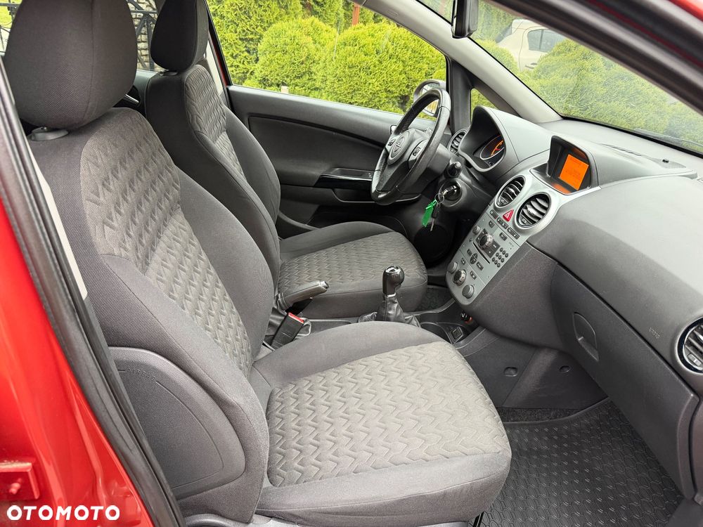 Opel Corsa 1.4 16V Active - 12