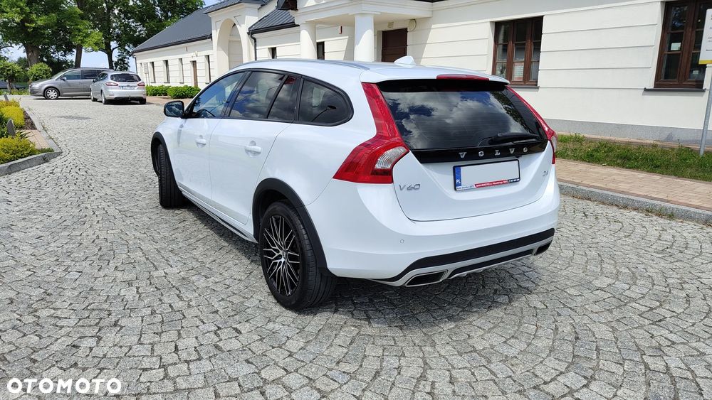 Volvo V60 Cross Country D3 - 5