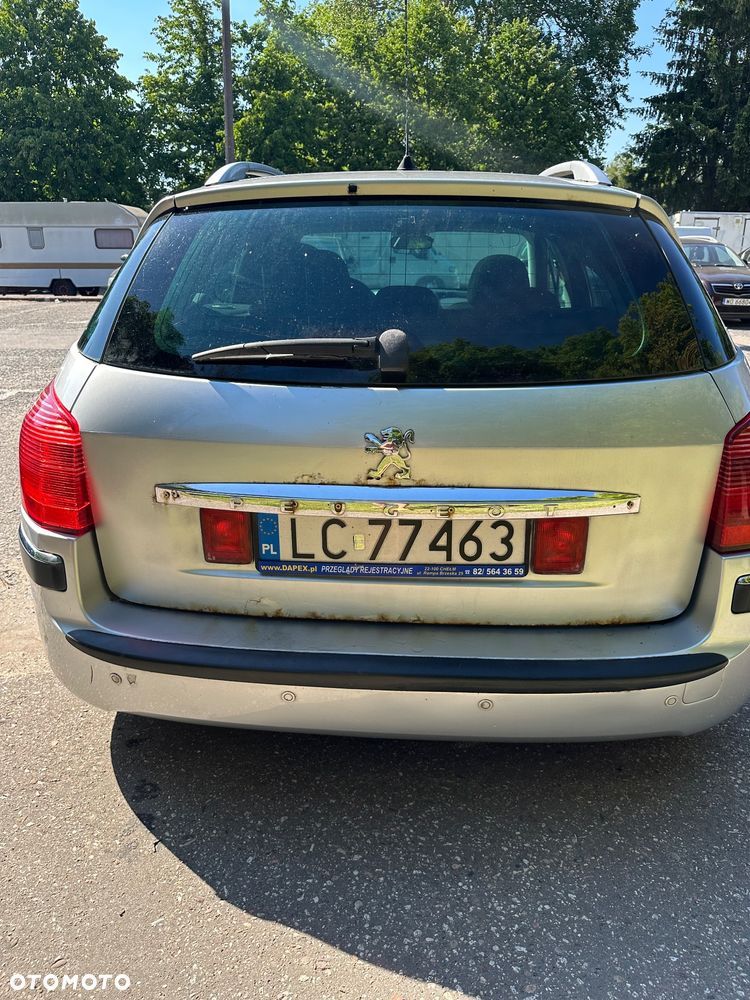 Peugeot 407 - 13