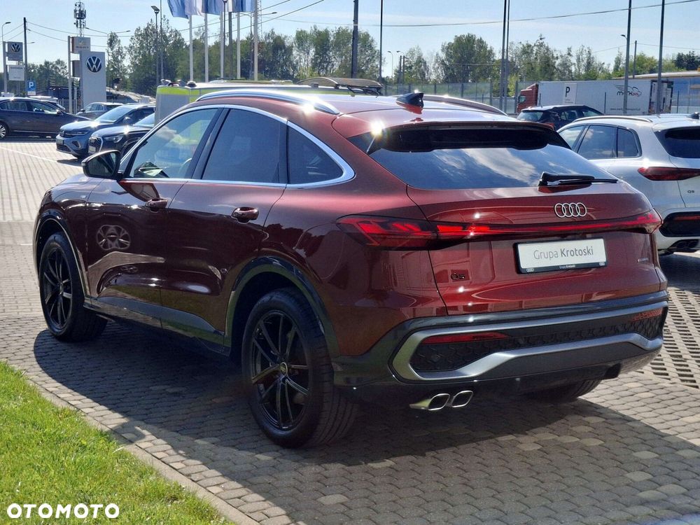 Audi Q5 Sportback - 5