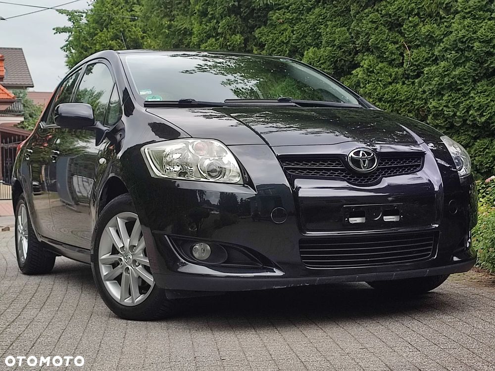 Toyota Auris 1.33 Dual-VVT-i - 2