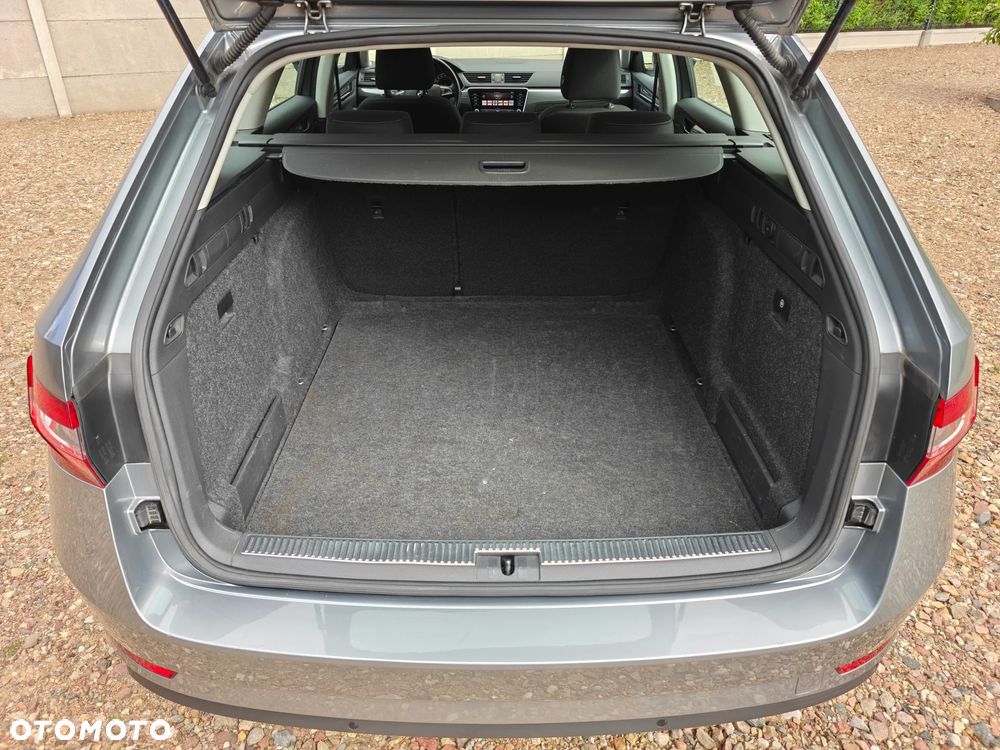 Skoda Superb 2.0 TDI Active - 5