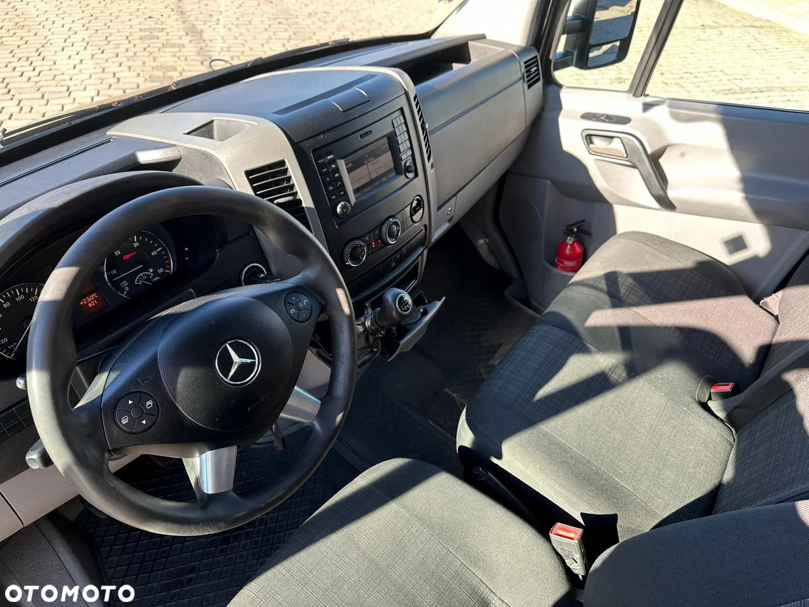 Mercedes-Benz Sprinter 319 CDI - 18