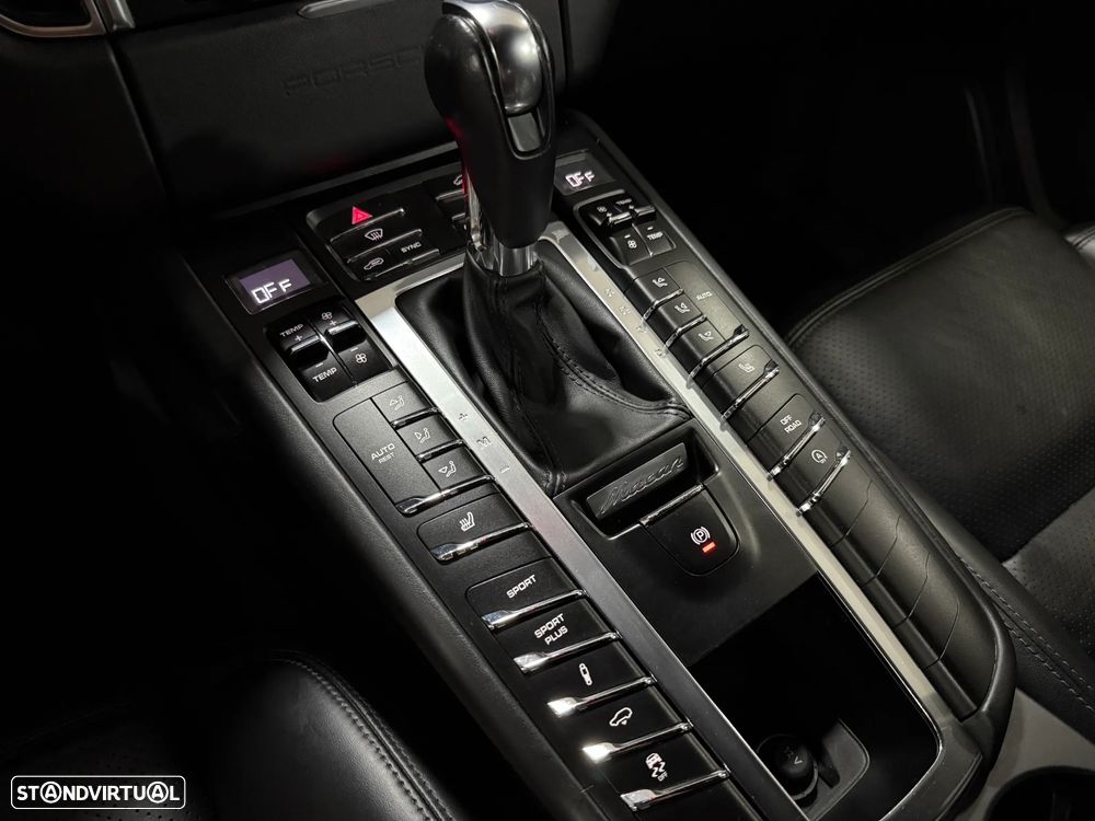 Porsche Macan S - 7