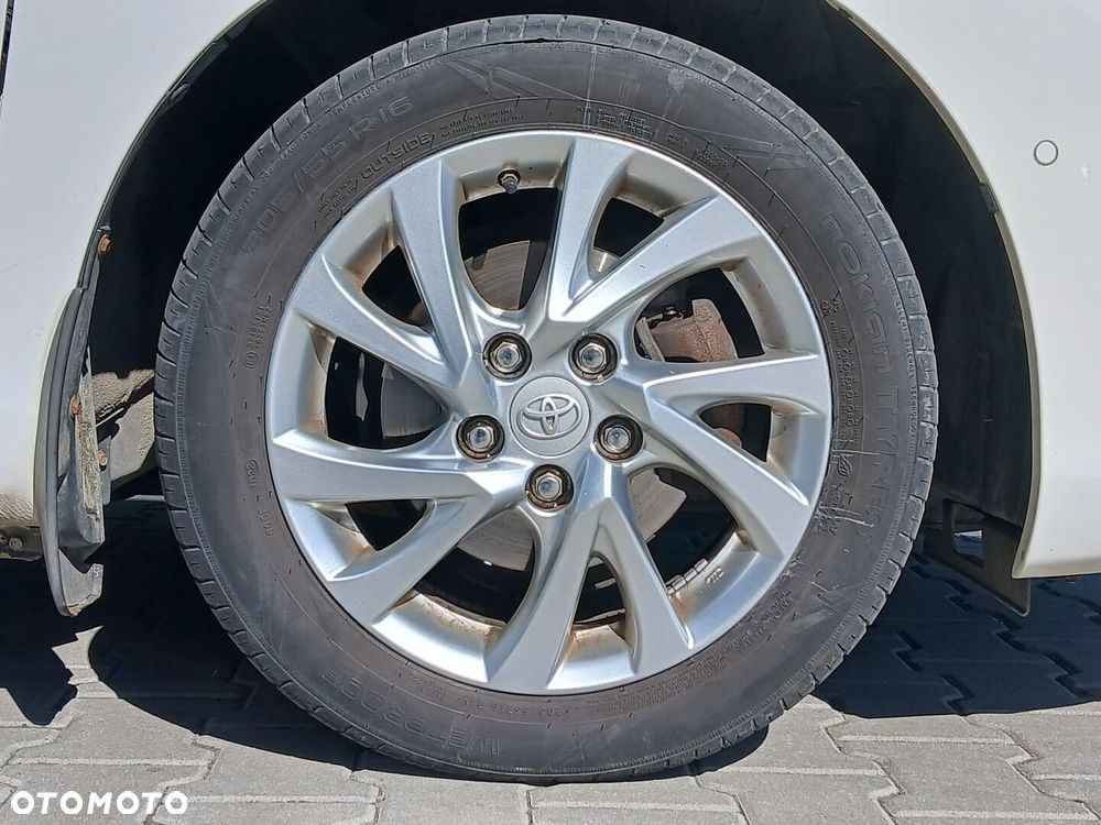 Toyota Auris Hybrid 135 Premium - 36