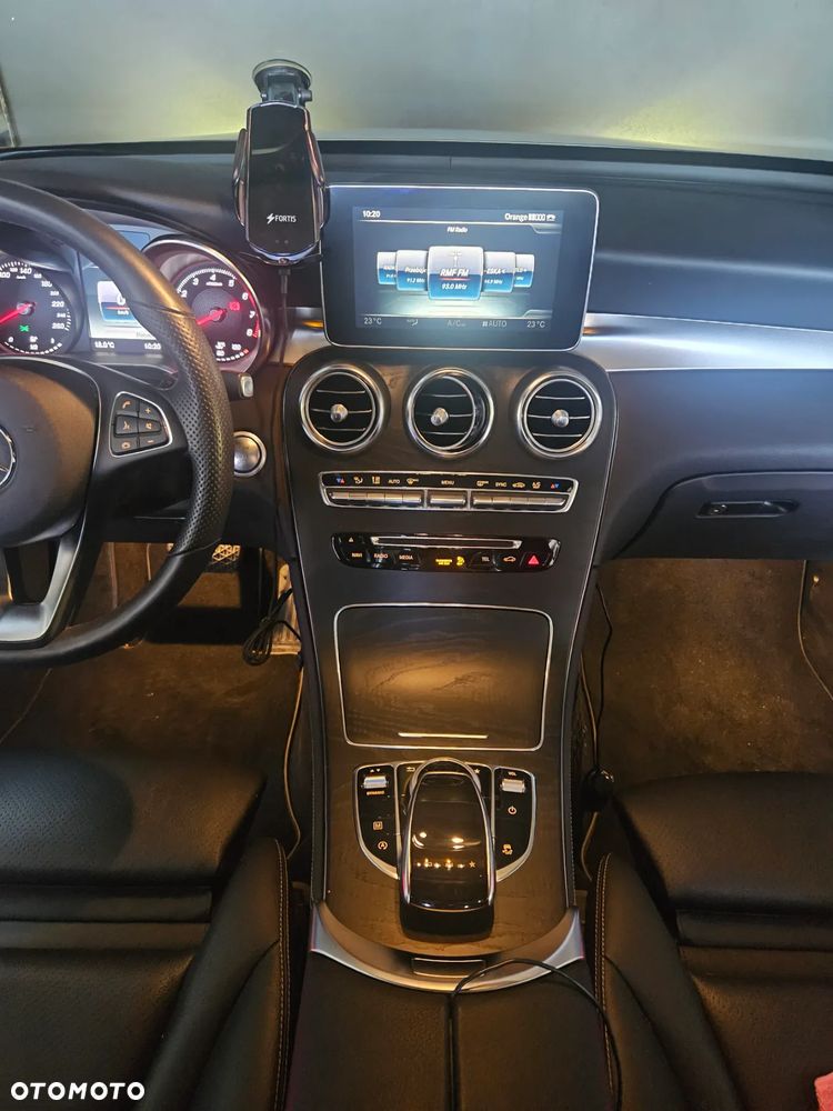 Mercedes-Benz GLC 300 4Matic 9G-TRONIC - 8