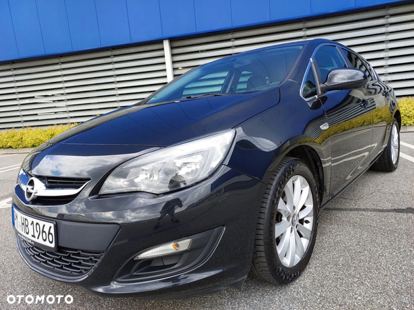 Opel Astra IV 2.0 CDTI Cosmo