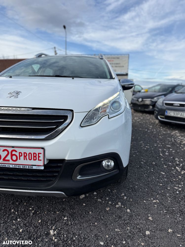 Peugeot 2008 PureTech 82 Style - 2