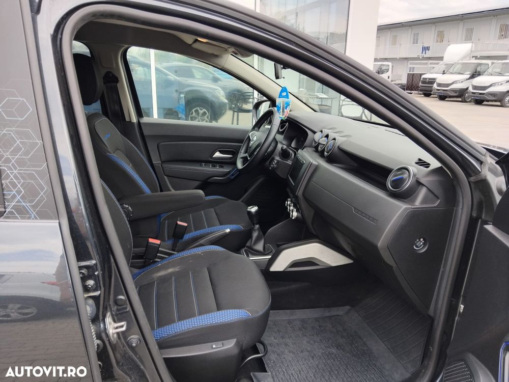 Dacia Duster 1.5 Blue dCi 4WD Prestige jante 17" - 13