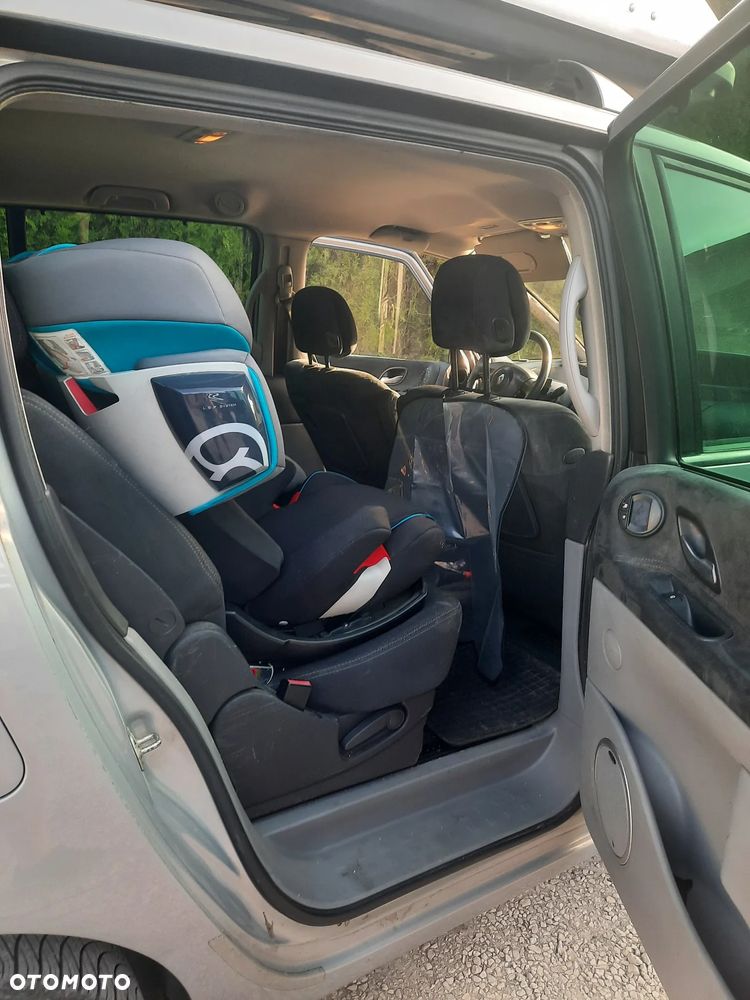 Renault Espace 2.0 dCi Dynamique - 8