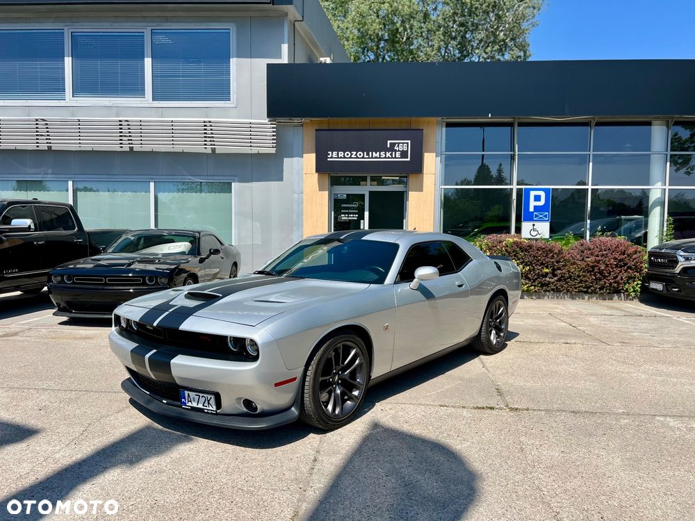 Dodge Challenger 6.4 Scat Pack - 6