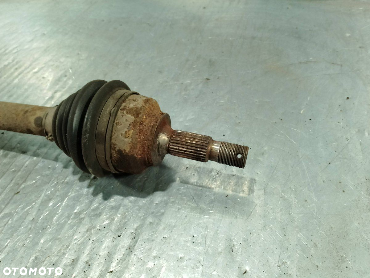 PÓŁOŚ LEWA PRZÓD PEUGEOT 407 9640847980 - 2