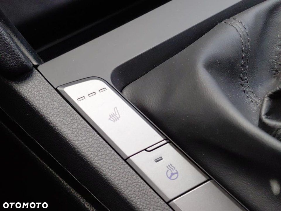 Hyundai Elantra - 21