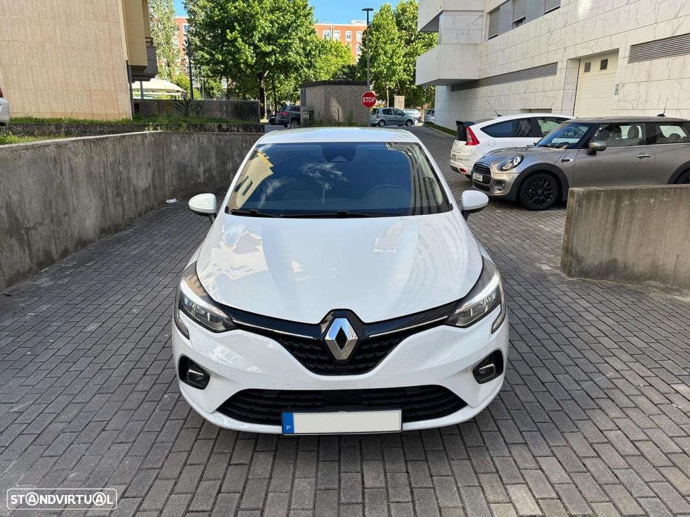 Renault Clio - 1