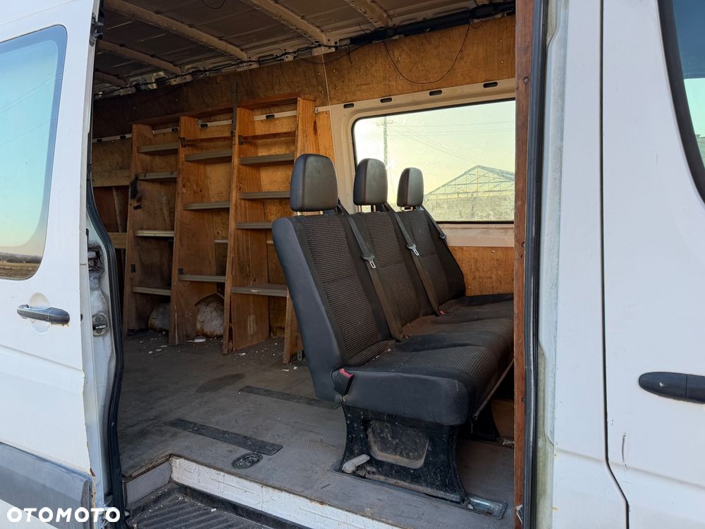 Mercedes-Benz Sprinter - 6