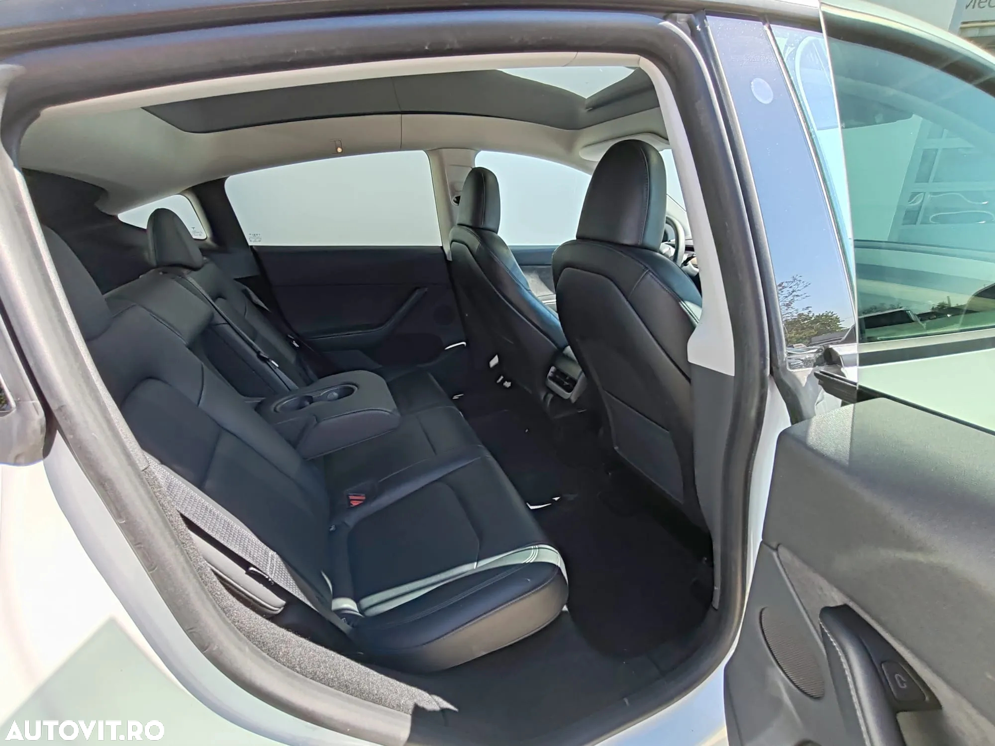 Tesla Model Y RWD Long Range - 7