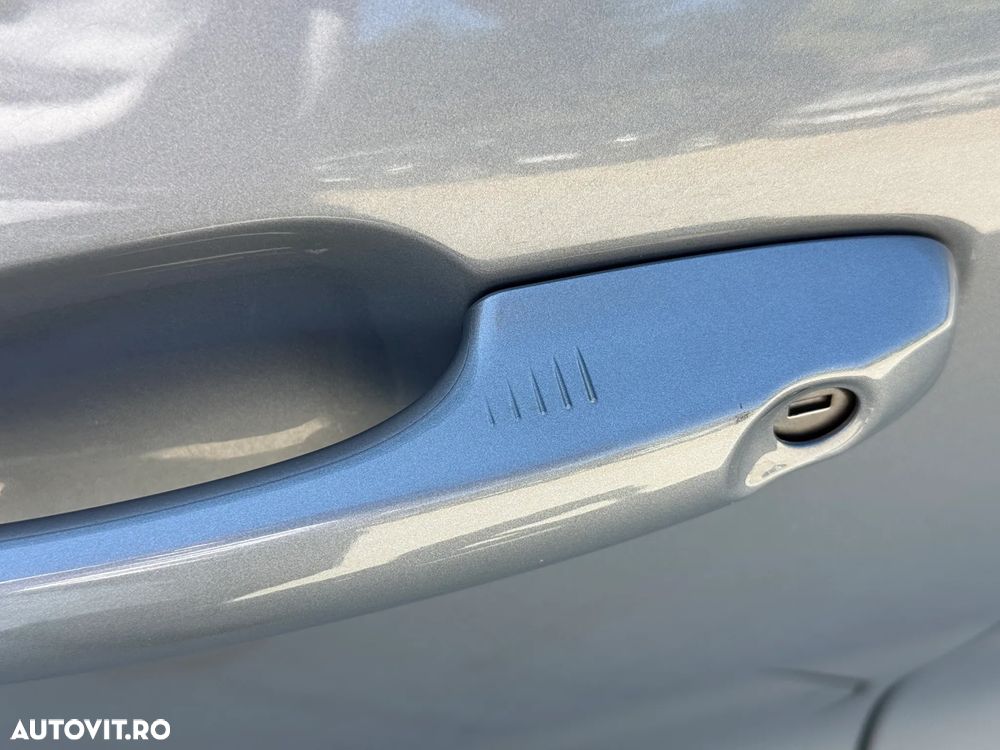 FORD Kuga 2022 — imagine 15
