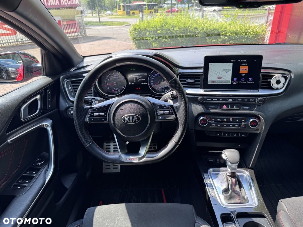 Kia ProCeed - 13