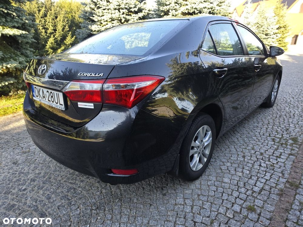 Toyota Corolla - 6