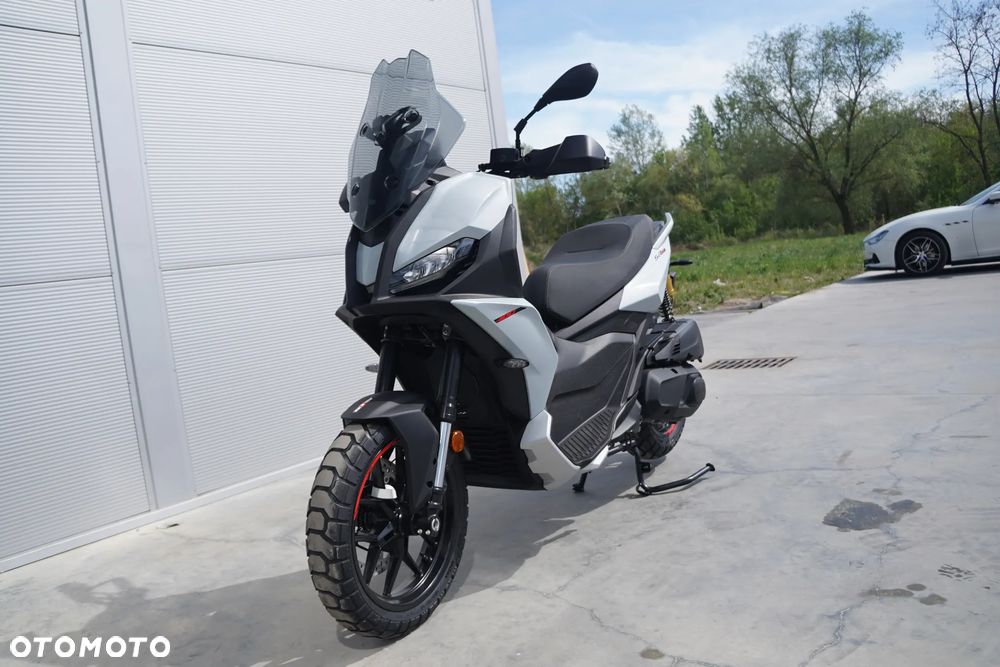 Aprilia SR - 18