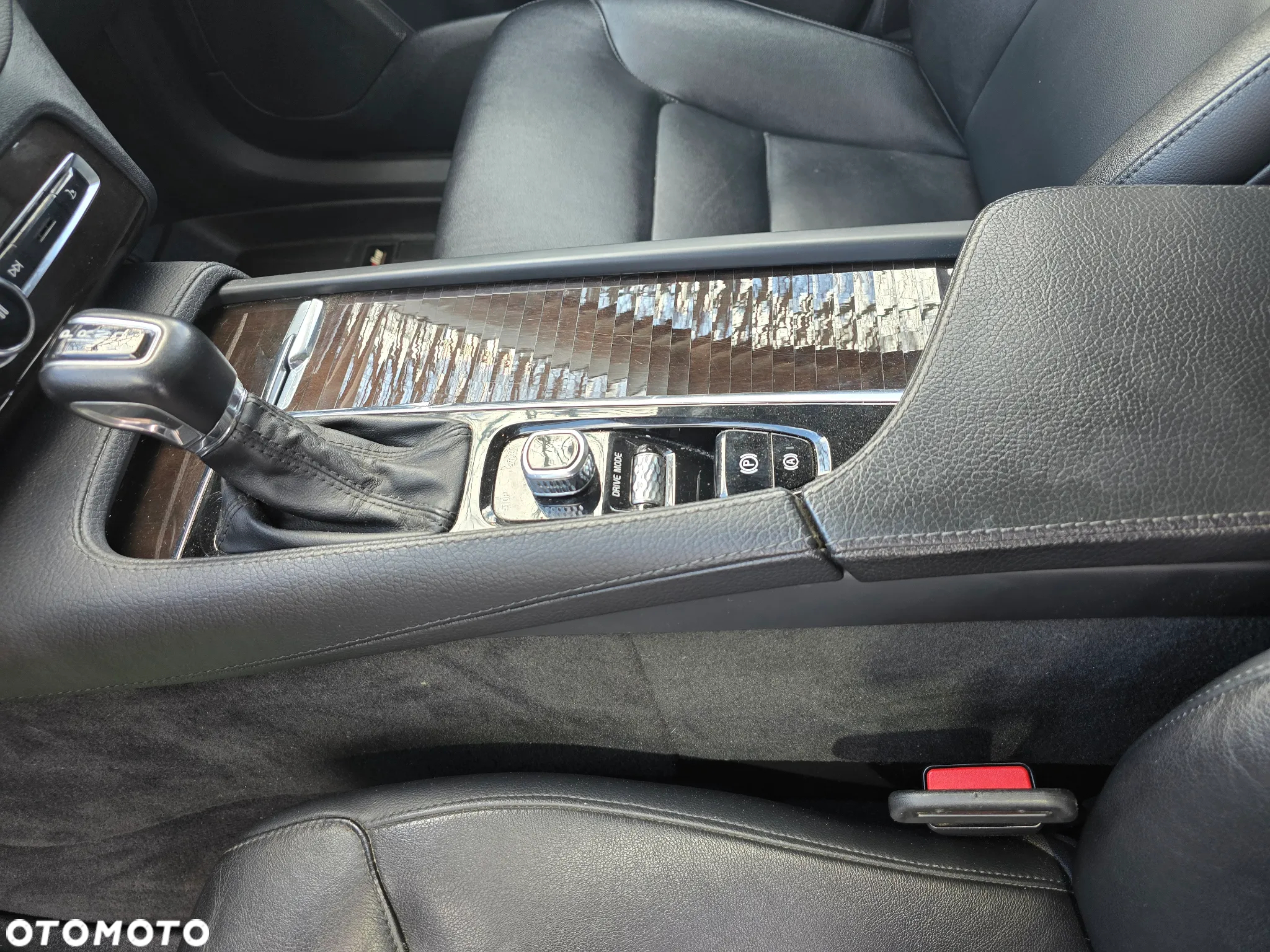 Volvo XC 90 - 13