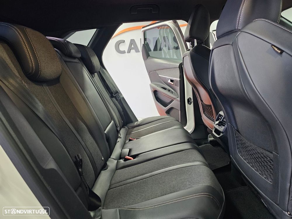 Peugeot 3008 1.5 BlueHDi GT Line EAT8 - 13