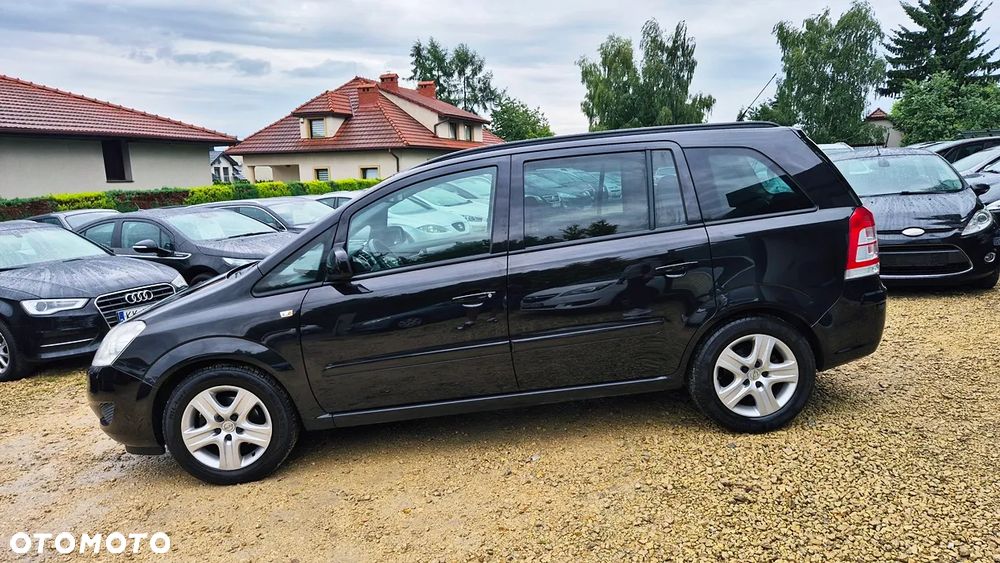 Opel Zafira 1.6 Cosmo EU5 - 24