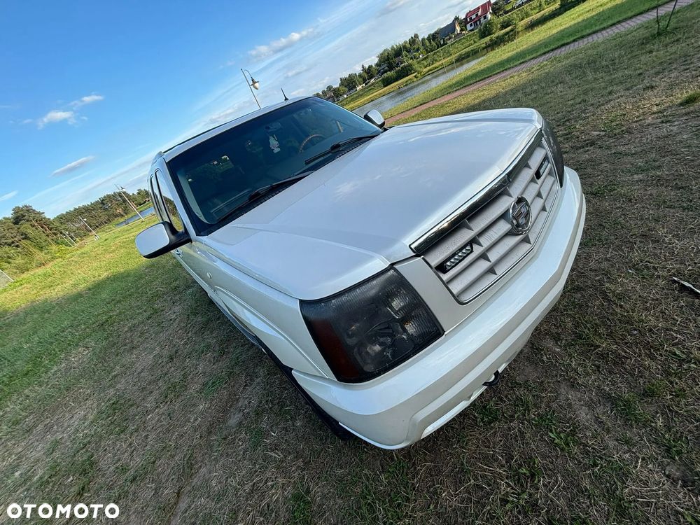 Cadillac Escalade 6.0 V8 - 23