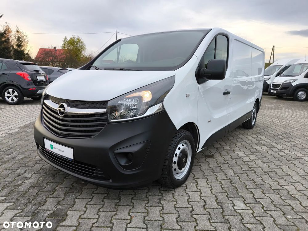 Opel Vivaro - 1