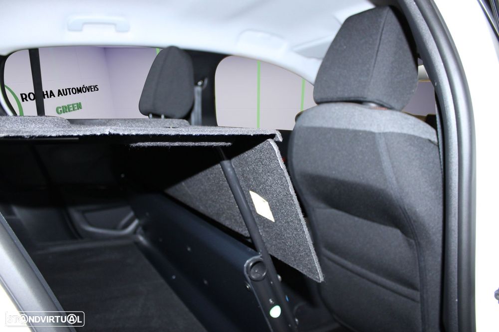 Peugeot e-208 50 kWh Active Pack - 11